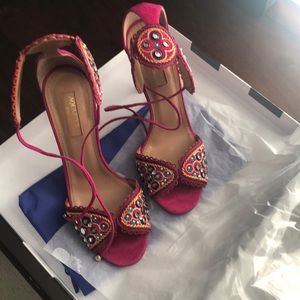 NIB Aquazzura pink Jaipur sandals 35.5